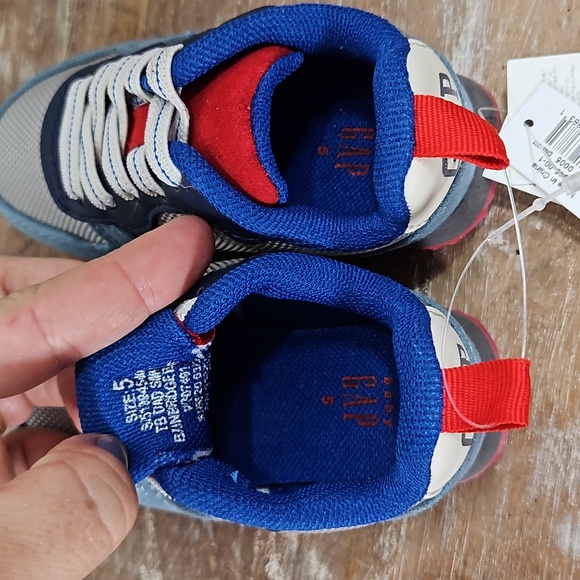 Gap Dad's sneakers size 5 - Picture 6 of 11
